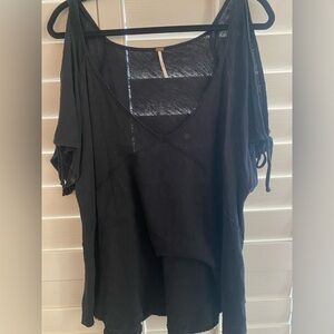 Free People Cold Shoulder Cut Out With Tie Closure Tee  Black.  Size Small
